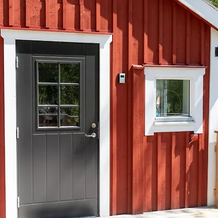 Bergs Gard & Hallsvikens Gard Västerljung Buitenkant foto