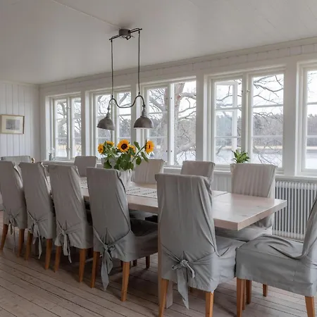 Bergs Gard & Hallsvikens Gard Västerljung Buitenkant foto