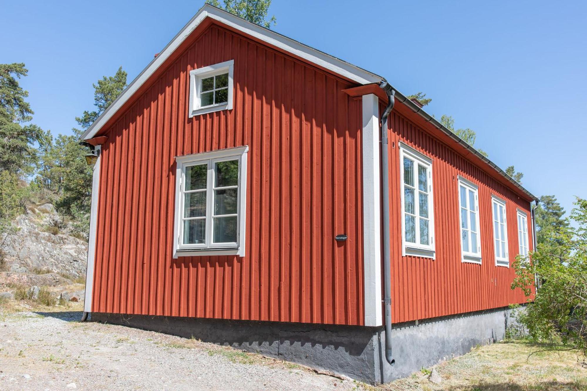 Bergs Gard & Hallsvikens Gard Lodget *
