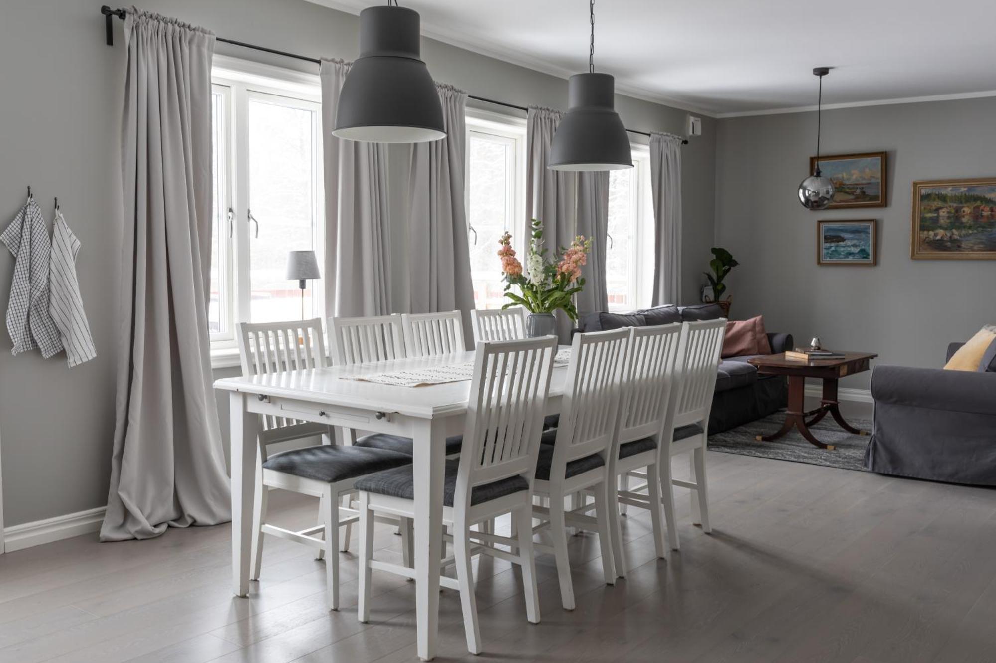 Bergs Gard & Hallsvikens Gard Lodget Västerljung