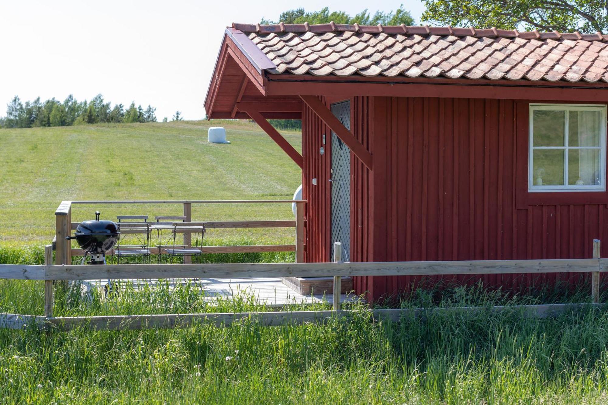 Lodget Bergs Gard & Hallsvikens Gard Västerljung